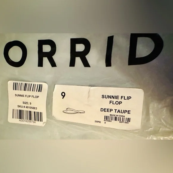 NWT Size 9 Torrid Sunnie Taupe Sandals minimalist faux vegan leather Boho - Picture 3 of 4